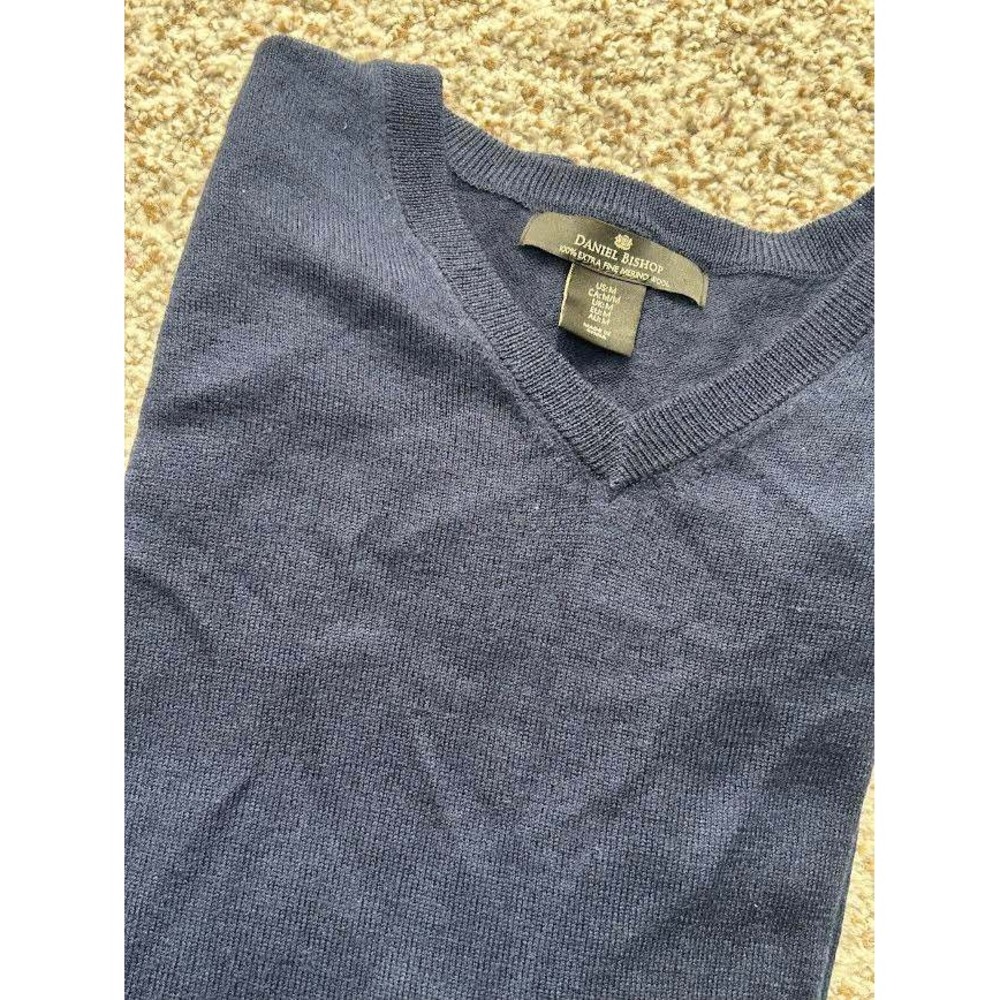 Daniel Bishop Mens V-Neck Sweater Navy Blue Extra Fine Merino Wool Sz M Academic